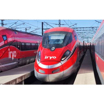 Arnold - 1/160 IRYO (SPAIN) FRECCIAROSSA 1000 4 ELEMENTS VI (12/24) *