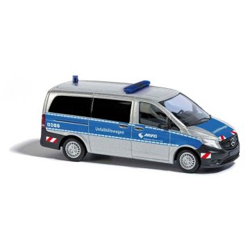 Busch - 1/87 Mercedes Vito Unfallhilfswagen 2014 (8/22) *ba51193