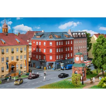 Faller - 1:87 Stadhoekhuis Met Tattoostudio (3/22) *fa130138