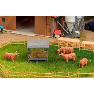 Faller - 1/87 SCHOTSE HOOGLANDERS (?/23) *