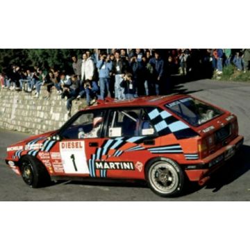 Italeri - 1/12 LANCIA DELTA HF INTEGRALE SANREMO 1989 (?/23) *